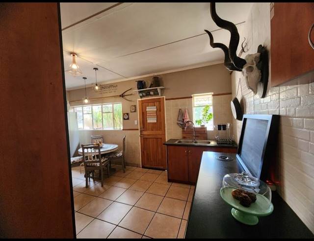 4 BEDROOM HOUSE FOR SALE IN VANDERBIJLPARK SW 1